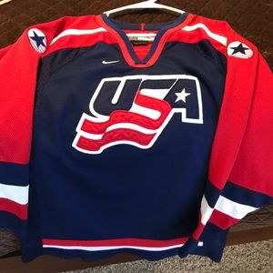 Kids large vintage USA hockey jersey